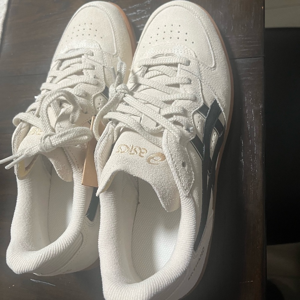 Asics Off-White and Black Sneakers unisex